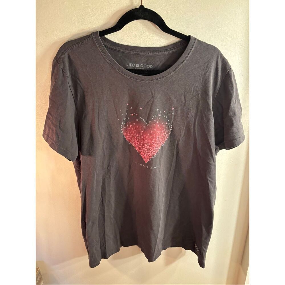 Life Is Good Charcoal Black Short Sleeve Tee wPink Heart Graphic Women’s Size XL
